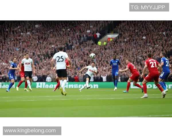 你最熟悉的足球明星是谁他的成就与个人魅力分析 你最熟悉的足球明星是谁他的成就与个人魅力分析