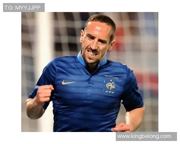 足球球星定义与角色解析:从技术特点到场上影响力的全面剖析 足球球星定义与角色解析:从技术特点到场上影响力的全面剖析